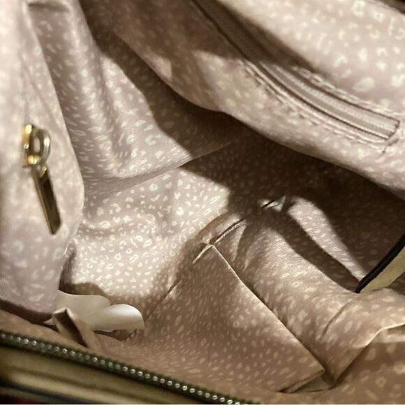 Olive Green Satchel Messenger Crossbody Bag - Picture 11 of 15